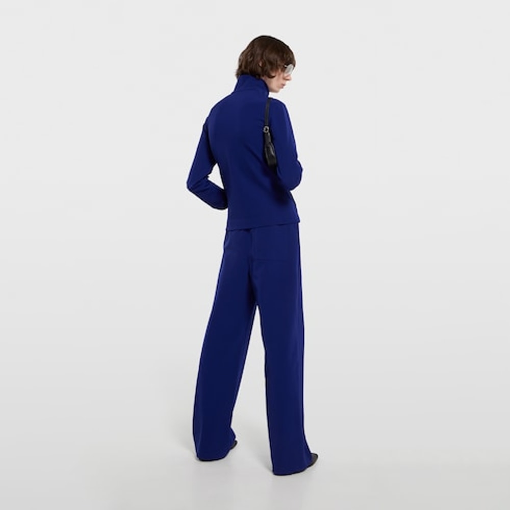 Stretch nylon sportswear pants